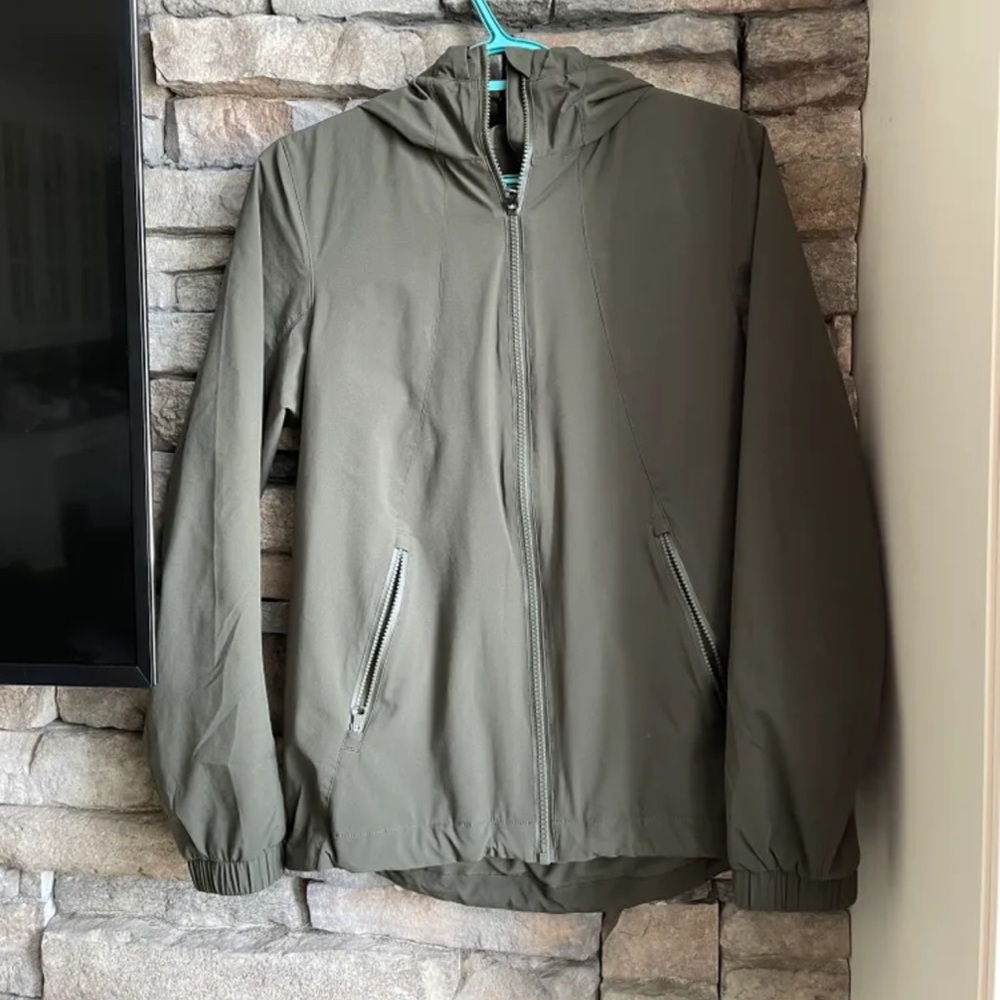 Lululemon rise and shine jacket 4
